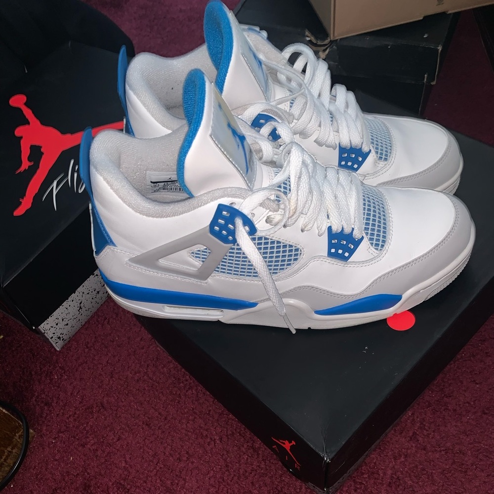 Jordan Retro 4